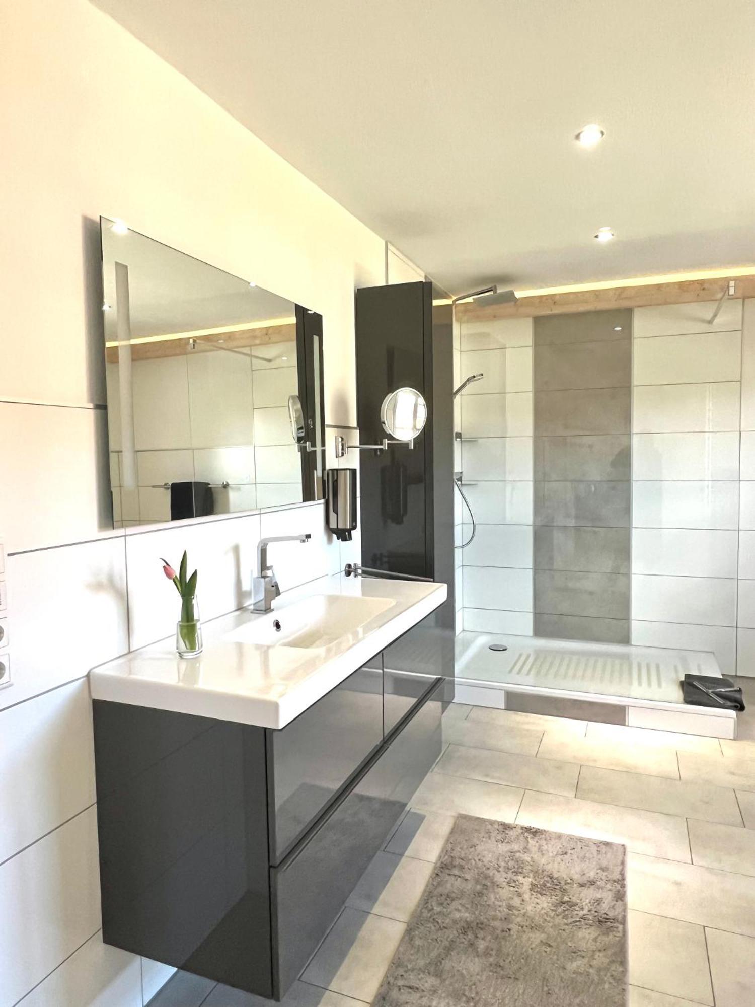 Balance Apartments By M&A - Family Apartment Ferienhaus Dohrenbach فِتْسِنهاوزن المظهر الخارجي الصورة